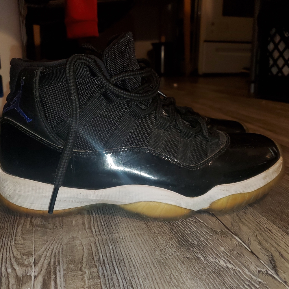 Jordan 11 retro space jam Black and Blue Sneakers
